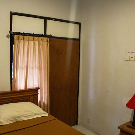 Nyoman Guesthouse Canggu Oda fotoğraf
